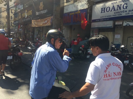 Mùng 7 Tết, nhiều hàng quán ở TP HCM vẫn chưa khai trương - Ảnh 3.