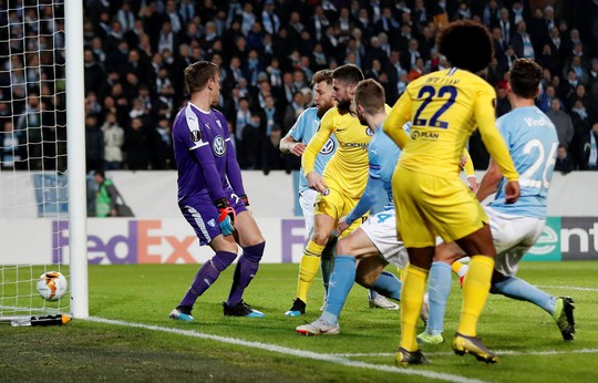Arsenal thua Äau, Chelsea mÆ¡ Äi tiáº¿p á» Europa League - áº¢nh 8.