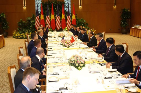 Toàn cảnh cuộc gặp Tổng Bí thư, Chủ tịch nước và Thủ tướng với Tổng thống Donald Trump - Ảnh 6.