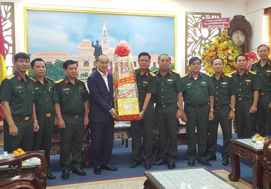 Bí thư Nguyễn Thiện Nhân thăm, chúc Tết các đơn vị trên địa bàn TP HCM - Ảnh 3.