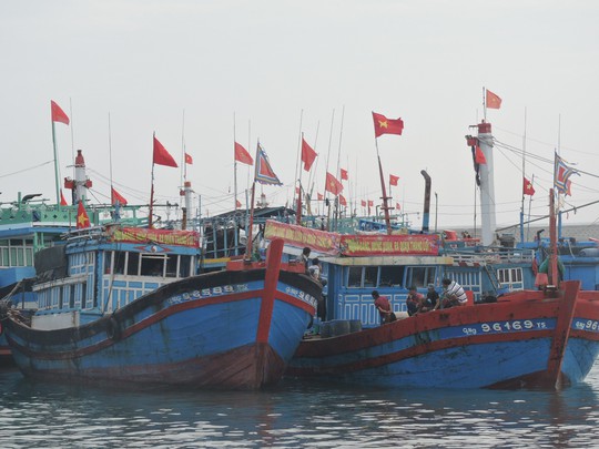 Ngư dân Lý Sơn: Khai tàu mở cửa biển đầu năm - Ảnh 2.