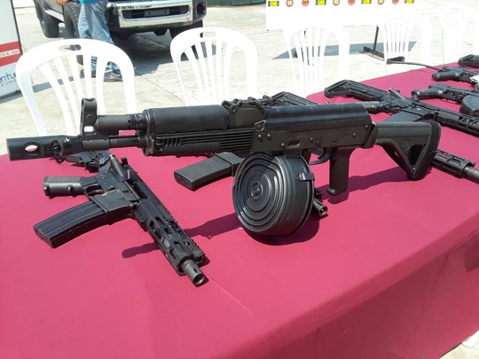 Venezuela tóm gọn lô vũ khí Mỹ - Ảnh 4.