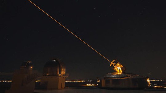 Mỹ muốn dùng laser trên không bắn hạ tên lửa địch - Ảnh 1.