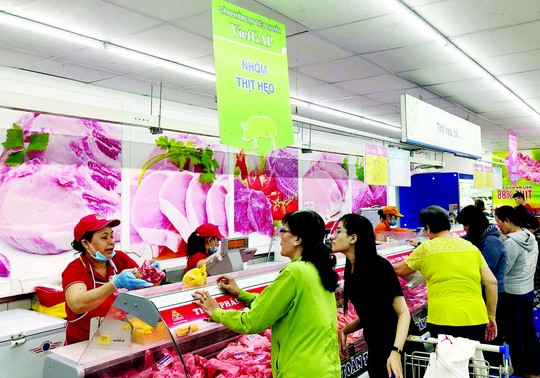 Kiểm soát tốt nguồn thịt đưa vào bán ở siêu thị - Ảnh 1. Kiểm soát tốt nguồn thịt đưa vào bán ở siêu thị - Ảnh 1.