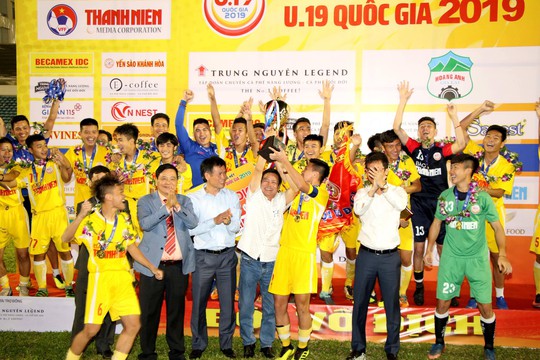 Hà Nội xuất sắc vô địch Giải U19 quốc gia 2019 - Ảnh 5.