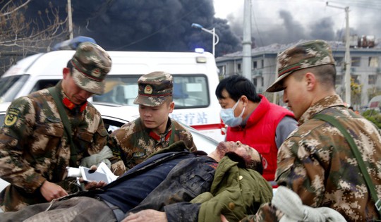 Clip: Nổ nhà máy hóa chất ở Trung Quốc, ít nhất 47 người chết - Ảnh 3.