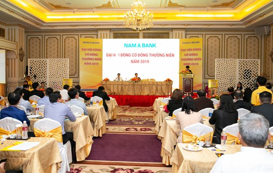 Nam A Bank sắp lên sàn, chia cổ tức 16% bằng cổ phiếu - Ảnh 1.