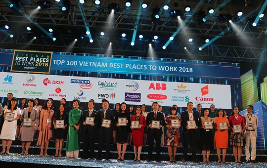Dai-ichi Life Việt Nam-Top 3 “Nơi làm việc tốt nhất Việt Nam” trong ngành bảo hiểm - Ảnh 1.