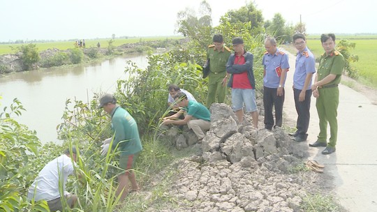 Thông tin bất ngờ về kẻ cắt cổ lái xe ôm rồi kéo thi thể bỏ dưới kênh - Ảnh 2.