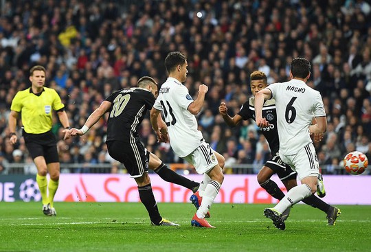 Địa chấn Champions League: Real Madrid thua muối mặt Ajax - Ảnh 7.