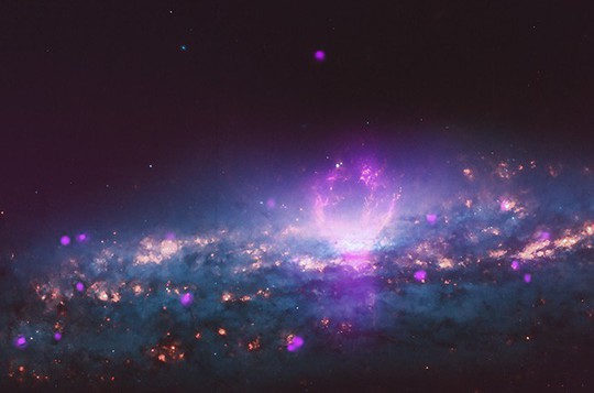 Thiên hà NGC 3079, nơi chứa 2 quả bóng siêu năng lượng khổng lồ - ảnh: NASA