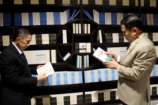 Chiêm ngưỡng 10.000 hiện vật tái hiện lịch sử cà phê - Ảnh 2.