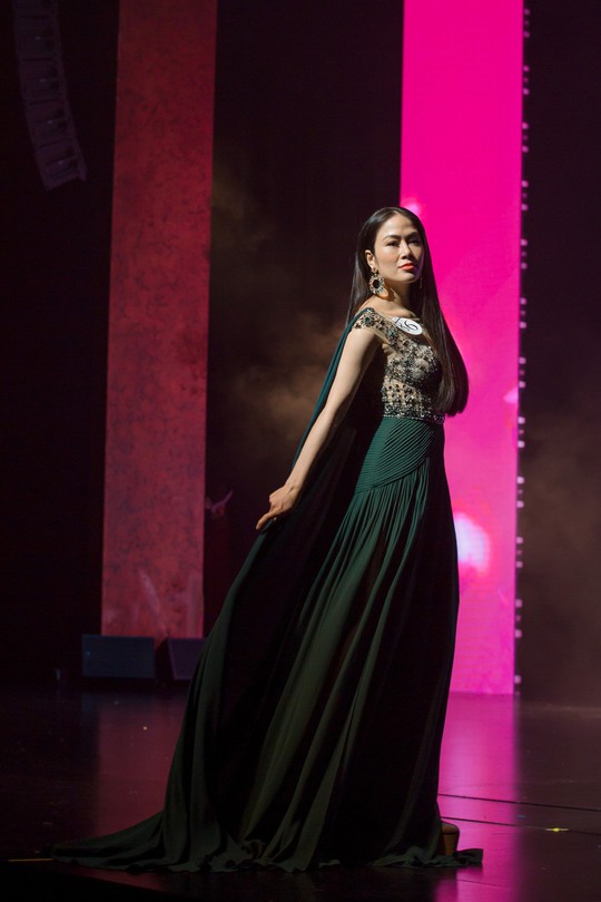 Mỹ nhân Sao Mai Tuyết Nga đăng quang Hoa hậu áo dài Việt Nam - Ảnh 3.
