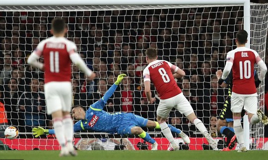 Sao tiền vệ ghi bàn, Arsenal hạ gục Napoli tại Emirates - Ảnh 3.