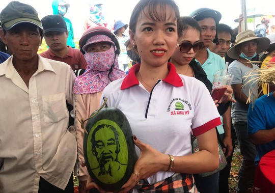 Đặc sắc Lễ hội dưa hấu lần đầu tiên ở Việt Nam - Ảnh 12.