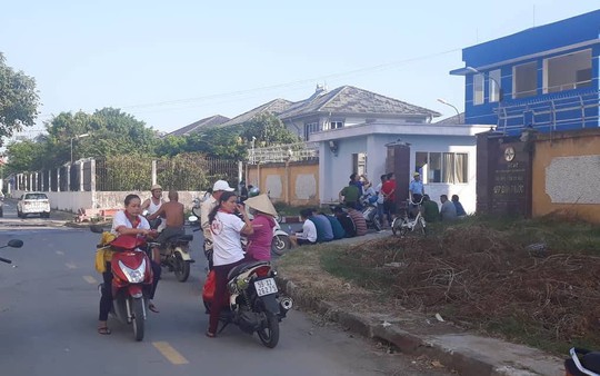 TP HCM: Nổ tại trạm biến áp, nhiều quận mất điện - Ảnh 2. TP HCM: Nổ tại trạm biến áp, nhiều quận mất điện