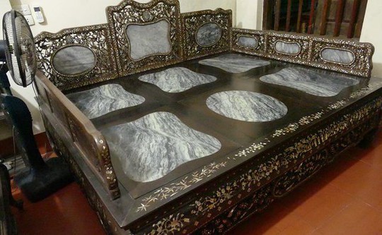 Truy tìm lai lịch chiếc giường cổ giá bạc tỉ ở Nam Định - Ảnh 2.