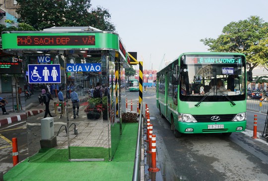 TP HCM sẽ có bãi giữ xe máy cho khách đi xe buýt - Ảnh 1.