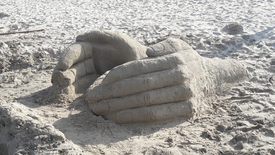 Độc đáo các tác phẩm tại cuộc thi xây tượng cát trên biển Đà Nẵng - Ảnh 8.