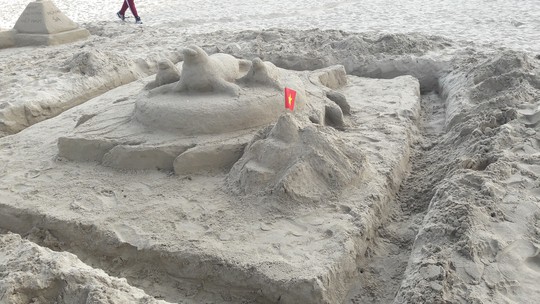 Độc đáo các tác phẩm tại cuộc thi xây tượng cát trên biển Đà Nẵng - Ảnh 12.