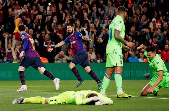 Messi rực sáng, Barcelona lên ngôi bá chủ La Liga - Ảnh 5.