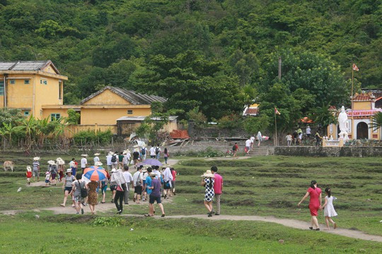 Quảng Nam lo ngại việc đưa khách từ sông Hàn ra thẳng Cù Lao Chàm - Ảnh 4.