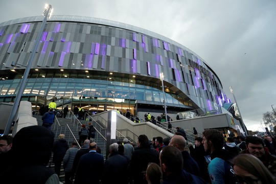 Cận cảnh sân mới trị giá hơn 1 tỉ bảng Anh của Tottenham - Ảnh 7.