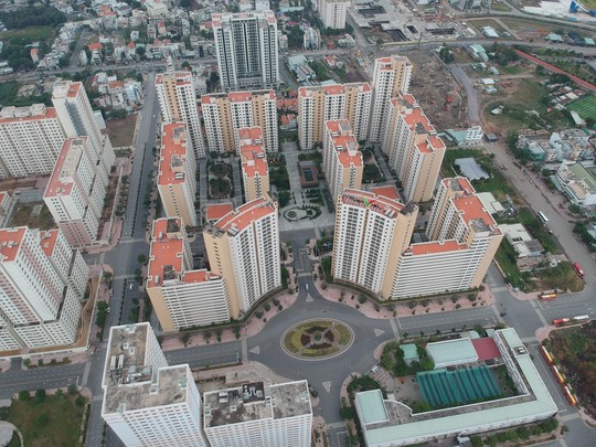 [Video Flycam] Hàng ngàn căn hộ tái định cư bỏ hoang ở TP HCM - Ảnh 3.