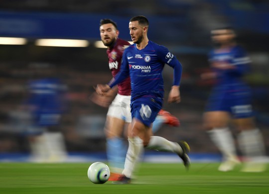 Hazard phủ nhận đến Real: Chiêu trò tăng lương hay tình nghĩa thật sự? - Ảnh 1.