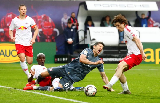 Bundesliga: Hấp dẫn đến giọt cuối cùng - Ảnh 1.