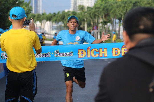 Giải việt dã 2.222 người của Yến sào Khánh Hòa lập kỷ lục Việt Nam - Ảnh 5.