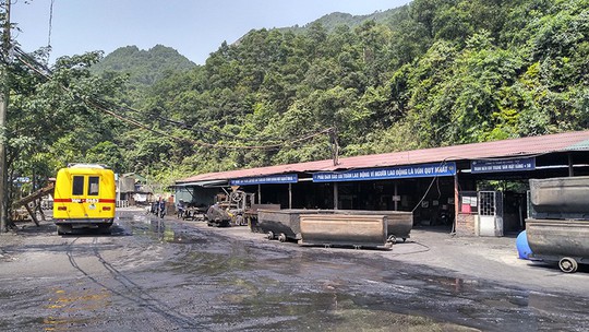 Nổ khí metan trong lò than, 5 công nhân thương vong - Ảnh 2.