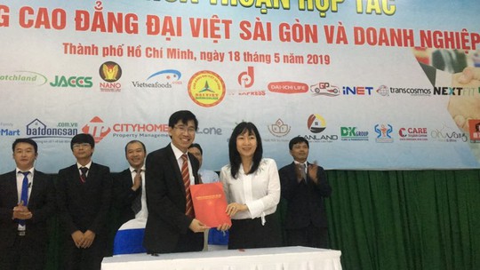 Trường CĐ Đại Việt Sài Gòn hợp tác với 50 doanh nghiệp trong đào tạo, giải quyết việc làm - Ảnh 1.
