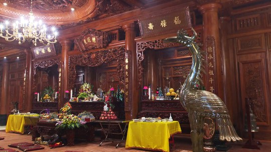Choáng ngợp trước lâu đài ngàn tỉ đồng của đại gia Ninh Bình - Ảnh 4.