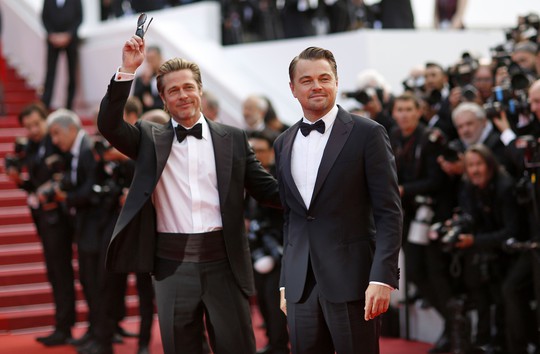 Leonardo DiCaprio, Brad Pitt lịch lãm trên thảm đỏ - Ảnh 10.