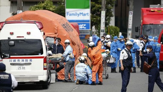Nhật Bản: 2 người chết, 17 người bị thương trong vụ tấn công bằng dao - Ảnh 6.