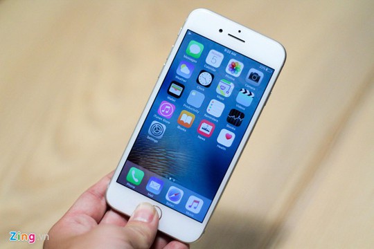 Liên tục giảm giá, iPhone 7 cũ còn hơn 4 triệu tại Việt Nam - Ảnh 1.