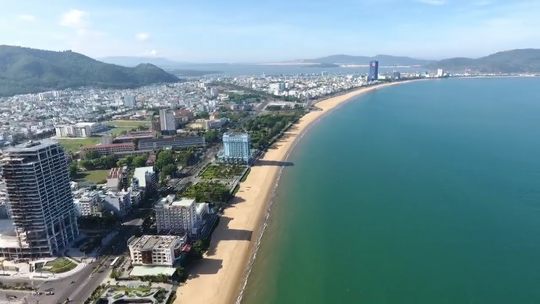 Người dân hoan nghênh việc dời 3 khách sạn lớn ở Quy Nhơn - Ảnh 2. Người dân hoan nghênh việc dời 3 khách sạn lớn ở Quy Nhơn - Ảnh 2.