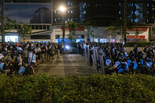 Báo Trung Quốc: Người biểu tình ở Hồng Kông bị “dắt mũi” - Ảnh 4.