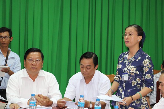 Clip: Đang họp b&aacute;o vụ bắt đại gia xăng dầu Trịnh Sướng - Ảnh 7.