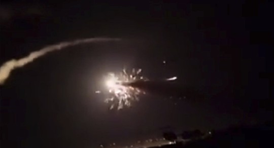 Phòng không Syria bắn hạ tên lửa Israel - Ảnh 2.