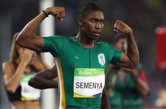 Bị cấm thi đấu 800m, Caster Semenya chiến thắng cự ly 2.000m - Ảnh 1.