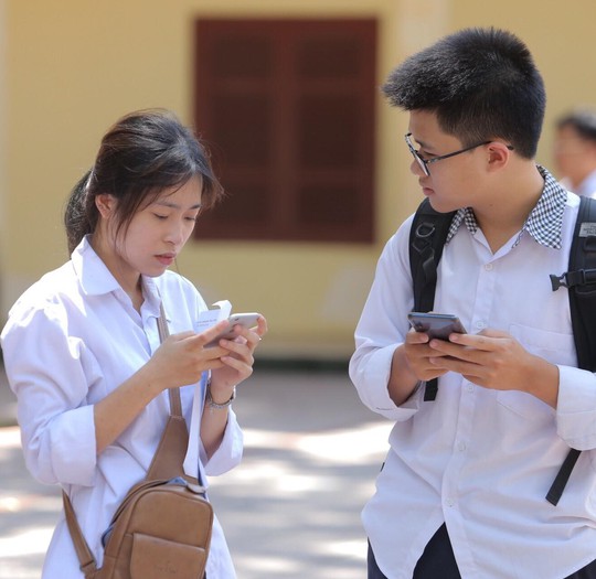 Thi THPT quốc gia 2019: Đề tổ hợp tự nhiên không quá khó - Ảnh 3. thi-3-15615213467861832929263 thi-3-15615213467861832929263 Thi THPT quốc gia 2019: Đề tổ hợp tự nhiên không quá khó - Ảnh 3. Thi THPT quốc gia 2019: Đề tổ hợp tự nhiên không quá khó thi 3 15615213467861832929263