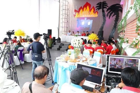 Livestream lần 4 Hát vì đội tuyển: Hào khí lên cao cùng những lời hát cổ vũ - Ảnh 9. Livestream lần 4 Hát vì đội tuyển: Hào khí lên cao cùng những lời hát cổ vũ - Ảnh 9.
