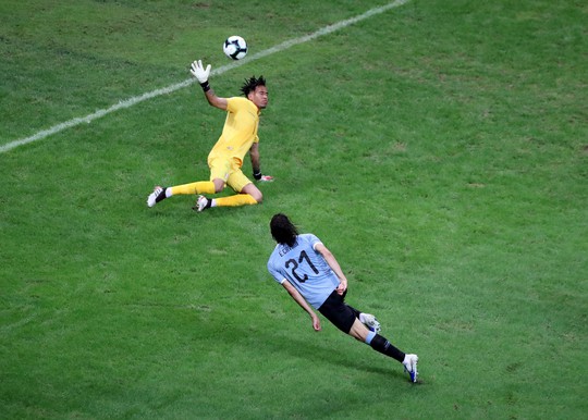 Suarez đá hỏng 11 m, Uruguay thua sốc Peru ở Copa America - Ảnh 5.