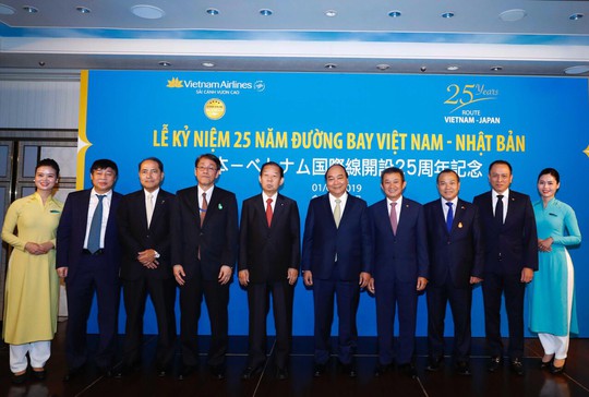 Thủ tướng dự lễ kỷ niệm 25 năm đường bay Việt Nam - Nhật Bản - Ảnh 3.
