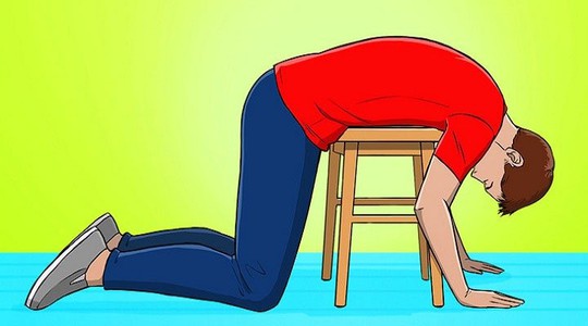 6 cách giảm đau lưng nhanh chóng sau khi ngồi làm việc cả ngày - Ảnh 1.