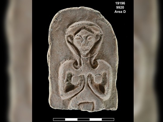 Thần dược cổ đại mang hình dáng nữ thần khỏa thân - Ảnh 1.