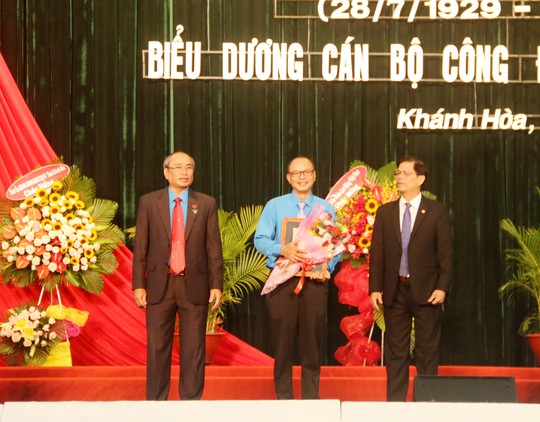 Khánh Hòa: Nhiều hoạt động thiết thực kỷ niệm 90 năm Công đoàn Việt Nam - Ảnh 3.
