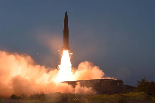 Thử tên lửa, Triều Tiên gửi thông điệp đến Mỹ - Hàn - Ảnh 1.